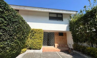 CASA EN RENTA LA ALTEÑA I LOMAS VERDES