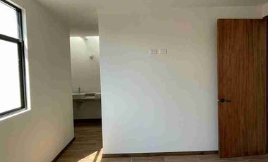 CASA EN VENTA CON EXELENTE UBICACIÓN SAN JOSÉ XILOTZINGO