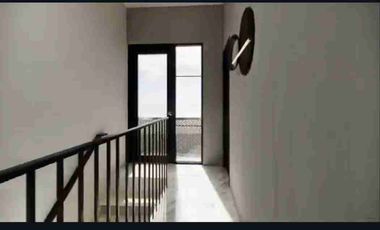 Rumah Lembang jual cepat 2 lantai strategis dengan modal 5 juta