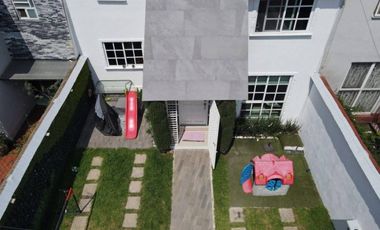 VENTA DE BONITA CASA REMODELADA EN LAS ALAMEDAS CON EXCELENTE UBICACIÓN