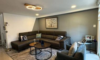 VENTA DE BONITA CASA REMODELADA EN LAS ALAMEDAS CON EXCELENTE UBICACIÓN