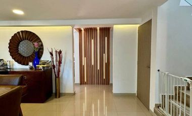 VENTA DE BONITA CASA REMODELADA EN LAS ALAMEDAS CON EXCELENTE UBICACIÓN