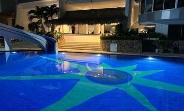 PH de 2 Pisos con Frente de Playa, en La Bahia de Acapulco