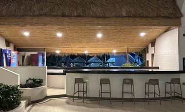 PH de 2 Pisos con Frente de Playa, en La Bahia de Acapulco