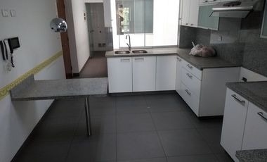 VENDO IMPECABLE DEPARTAMENTO EN SURCO