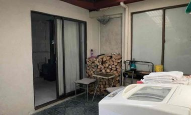 Amplia casa en Denavisur con dos viviendas independientes – Alta rentabilidad