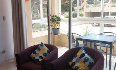 HERMOSO DEPARTAMENTO EN CONDOMINIO PINARES DEL CANELILLO EN ALGARROBO.