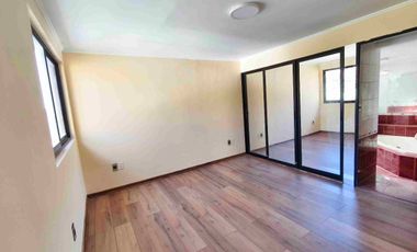 SE VENDE AMPLIA CASA EN LOMAS DE SAN ANDRES