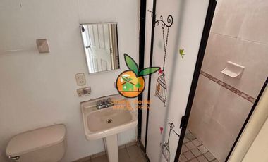 CASA EN VENTA EN COTO PRIVADO ALHAMBRA EN REAL DE VALDEPEÑAS