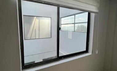 SE VENDE APARTAESTUDIO REMODELADO EN CRISTOREY