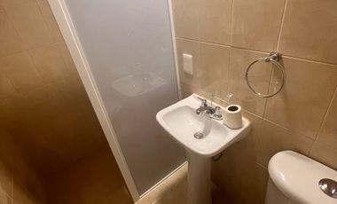 RENTA  DE PROPIEDAD SEMI AMUEBLADA ZONA SUR SALIDA LEON SILAO