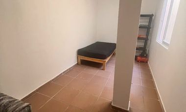 RENTA  DE PROPIEDAD SEMI AMUEBLADA ZONA SUR SALIDA LEON SILAO