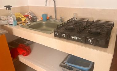 RENTA  DE PROPIEDAD SEMI AMUEBLADA ZONA SUR SALIDA LEON SILAO