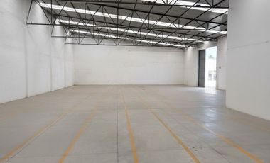 Bodega 3,600 m2 en Ciudad de Puebla. Céntrica y con acceso a autopista