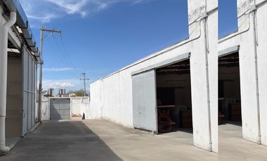 Bodega 3,600 m2 en Ciudad de Puebla. Céntrica y con acceso a autopista
