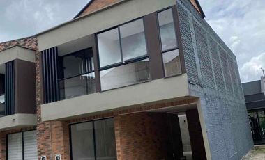 casa para estrenar en venta en la Ceja, unidad cerrada.