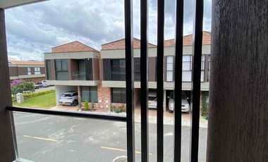 casa para estrenar en venta en la Ceja, unidad cerrada.