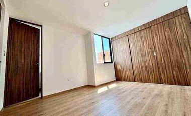 CASA EN VENTA CON EXELENTE UBICACIÓN Y RECAMARA EN PLANTA BAJA