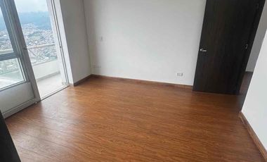 SE VENDE HERMOSO APARTAMENTO EN LA AV. SANTANDER MANIZALES