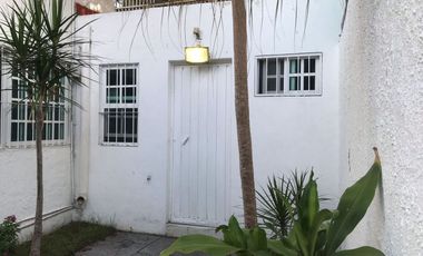 Casa Cerca de la Playa, SM 2A Cancún. 300 m² de terreno, 3 recámaras frente a parque, a minutos de Puerto Cancun y Puerto Juárez.