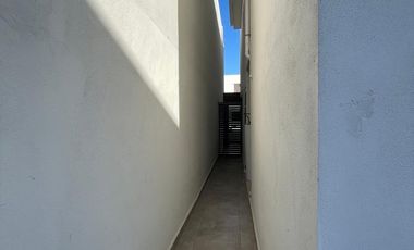 CASA EN RENTA EN COL. PUERTA JARDIN, APODACA,