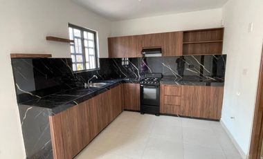 CASA EN RENTA EN COL. PUERTA JARDIN, APODACA,