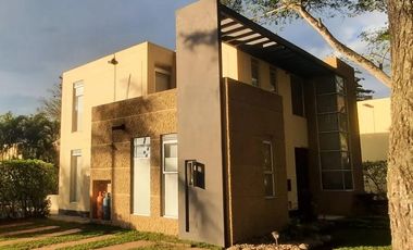 Venta de Casa campestre en Villeta, Cundinamarca.