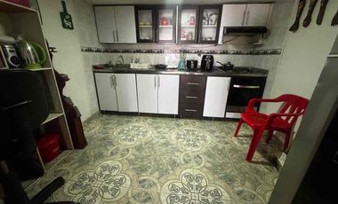 SE VENDE CASA CON RENTA EN SECTOR FANNY GONZÁLES