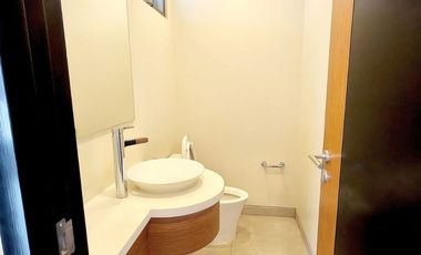 Townhouse For Sale in Binan Laguna (una apartment)-MC
