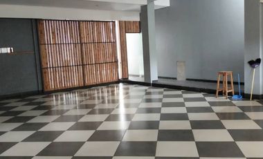 Dijual Rumah di Nusa Hijau Cimahi, Sangat Mewah Ada Kolam Renangnya