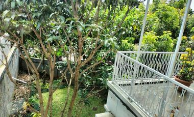 Dijual Rumah di Nusa Hijau Cimahi, Sangat Mewah Ada Kolam Renangnya