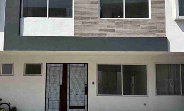 CASA EN VENTA EN FRACCIONAMIENTO RINCONADA EN CUAUTLANCINGO