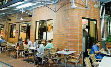 Mall comercial la mota