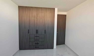 Casa en Venta en San Pedro Cholula, Fracc. Real Paso de Cortés, 4 Rec.