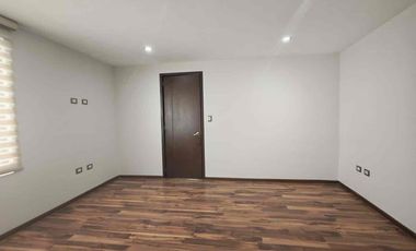 Casa en Venta, Fracc. La Mezza, San Andrés Cholula, cerca de la UDLAP.