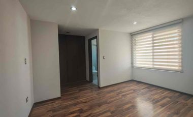 Casa en Venta, Fracc. La Mezza, San Andrés Cholula, cerca de la UDLAP.