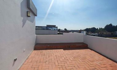 Casa en Venta, Fracc. La Mezza, San Andrés Cholula, cerca de la UDLAP.
