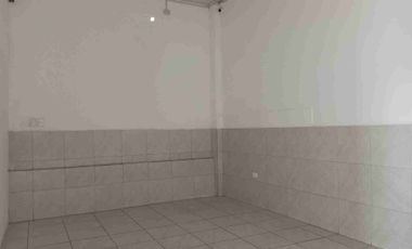 ALQUILO LOCAL COMERCIAL ESQUINERO