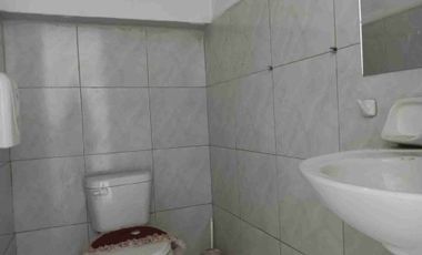 ALQUILO LOCAL COMERCIAL ESQUINERO