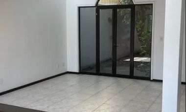 HERMOSA CASA EN RESIDENCIAL BUGAMBILIAS NAUCALPAN