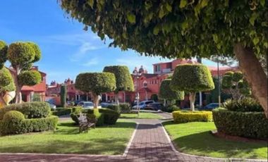 HERMOSA CASA EN RESIDENCIAL BUGAMBILIAS NAUCALPAN