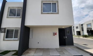 Gran Oportunidas Casa En Fraccionamiento Hacienda De Las Fuentes Calimaya No Creditos Recursos Propios Sm