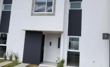 Gran Oportunidas Casa En Fraccionamiento Hacienda De Las Fuentes Calimaya No Creditos Recursos Propios Sm