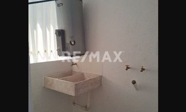 BONITO DEPARTAMENTO EN UNIDAD SANTA CECILIA