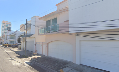 CASA EN CALLE PULPO; BOCA DEL RIO; VERACRUZ