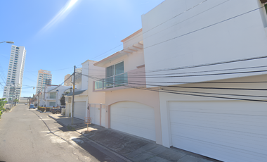 CASA EN CALLE PULPO; BOCA DEL RIO; VERACRUZ