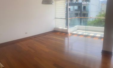 Vendo dpto. de 223m2 de 3 dormitorios con baño, 3 cocheras