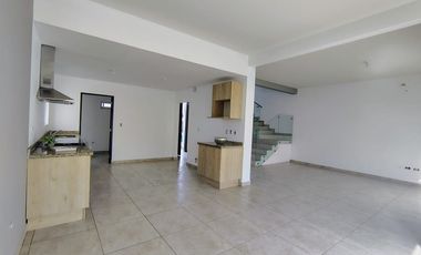 RENTA CASA EN CASTELLO JURIQUILLA SANTA FE QUERÉTARO