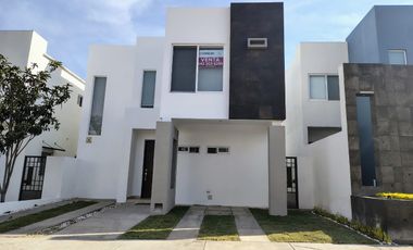 RENTA CASA EN CASTELLO JURIQUILLA SANTA FE QUERÉTARO