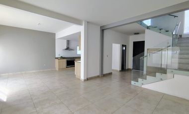 RENTA CASA EN CASTELLO JURIQUILLA SANTA FE QUERÉTARO